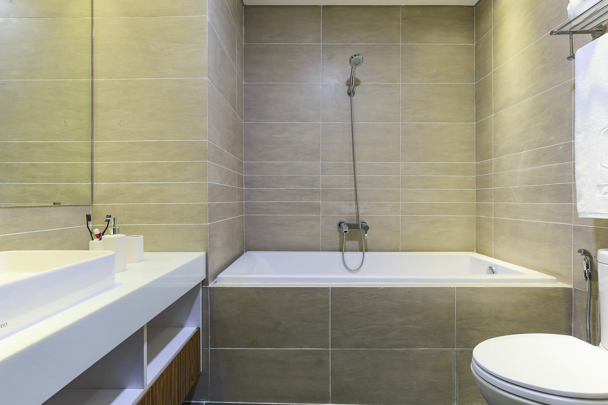 Aurora Serviced Apartments (Adults Only) Ho Chi Minh City Exterior photo