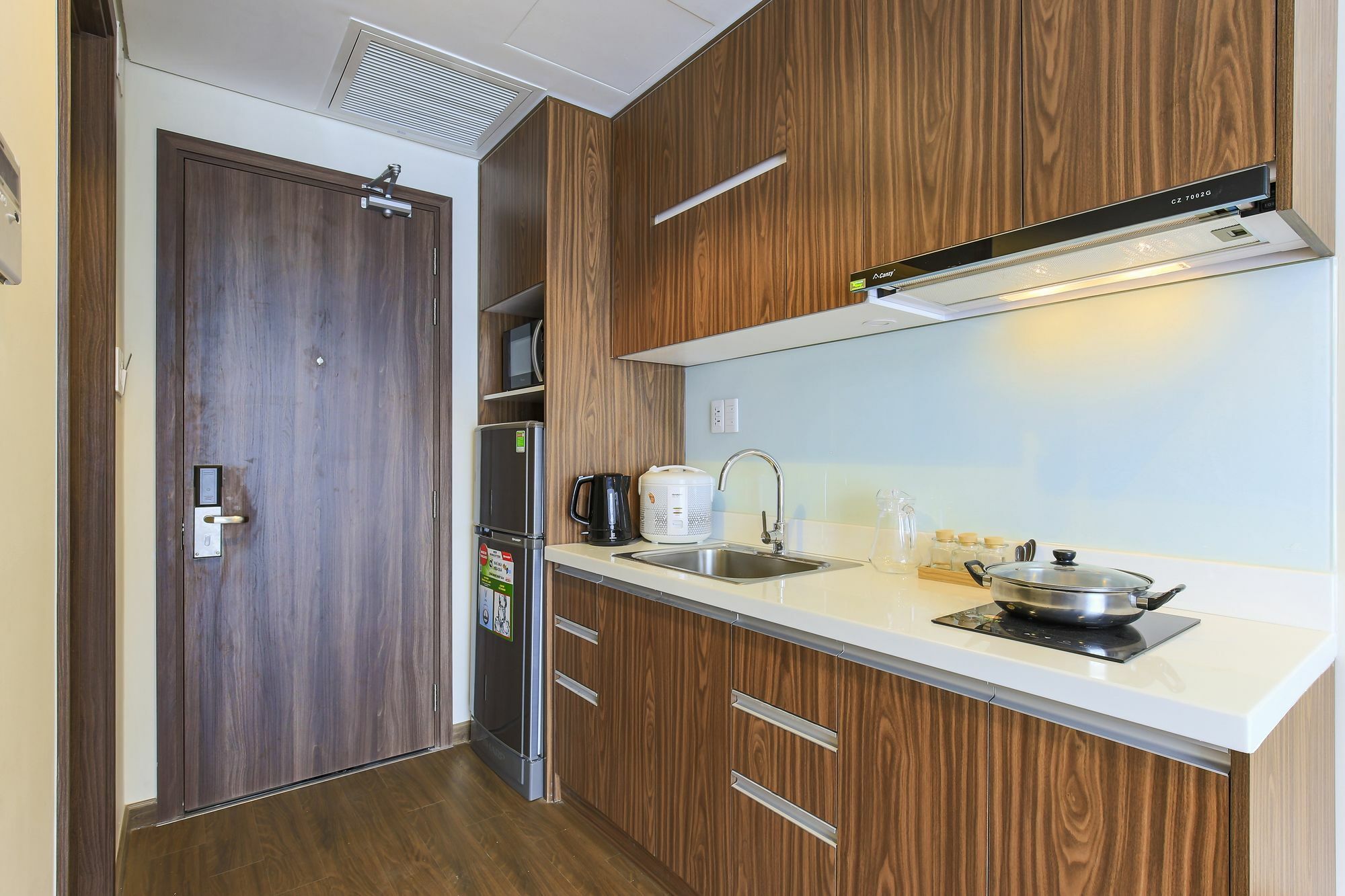 Aurora Serviced Apartments (Adults Only) Ho Chi Minh City Exterior photo