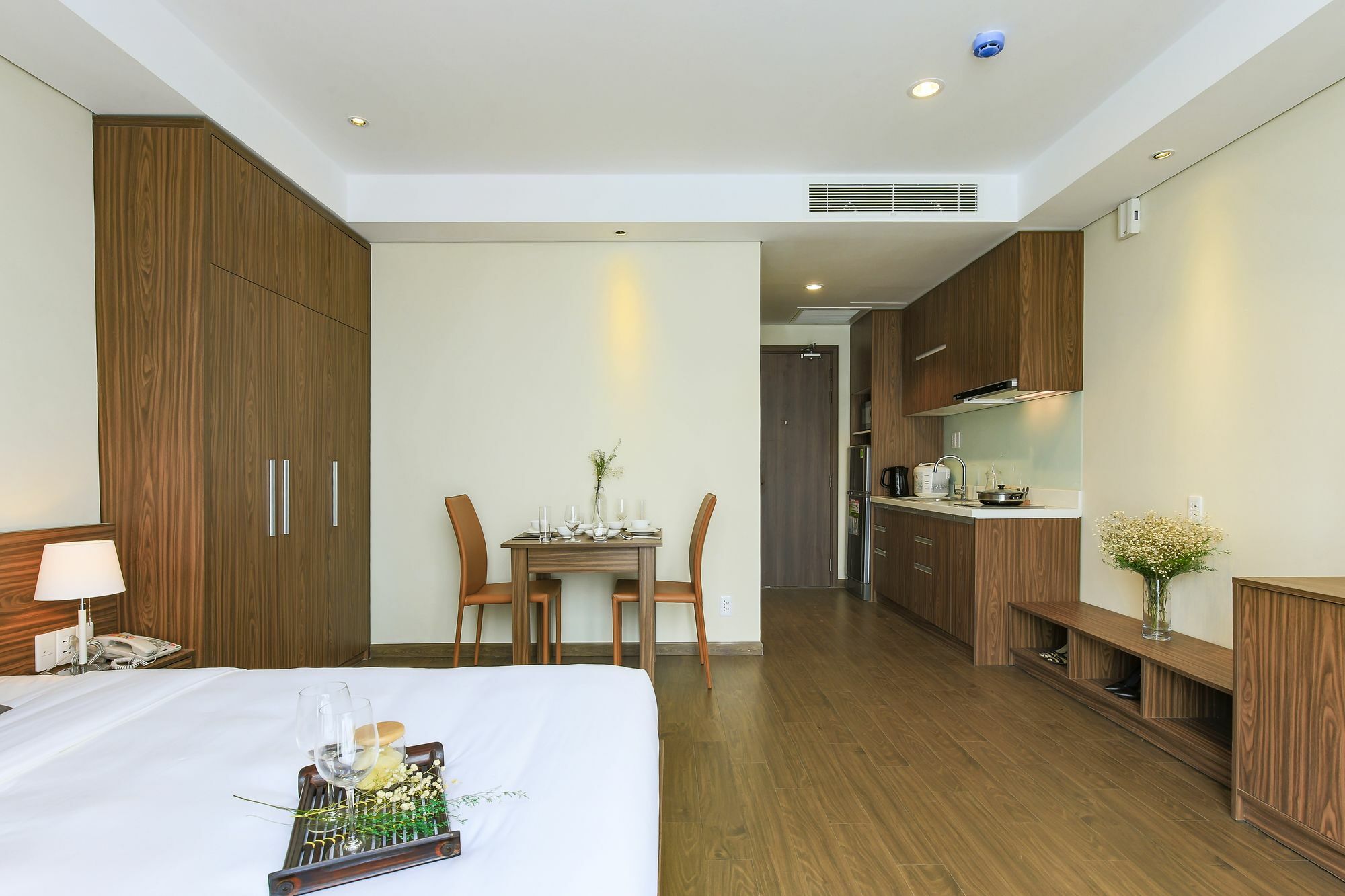 Aurora Serviced Apartments (Adults Only) Ho Chi Minh City Exterior photo